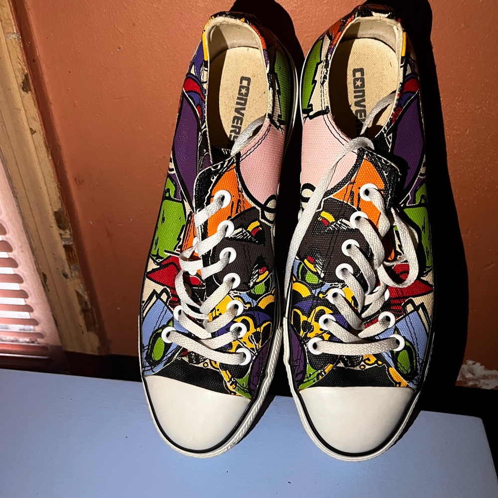 Converse Colorful Graphic Sneakers